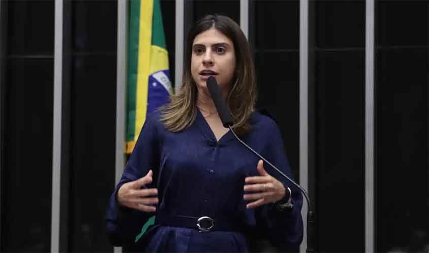 Deputada acusada de agredir Nikolas não entra em lista de denunciados