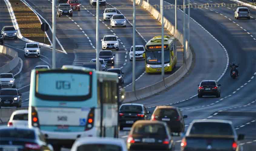 Governo federal recebe sugestões para levar internet a rodovias