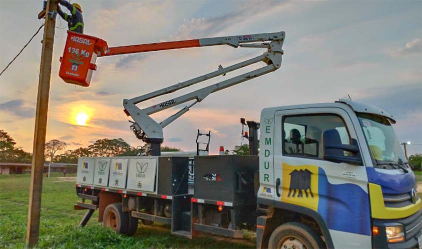 Programa de iluminação dos equipamentos públicos atende comunidade ribeirinha
