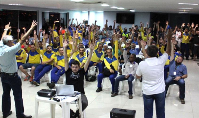 Funcionários dos Correios entram em greve por tempo indeterminado