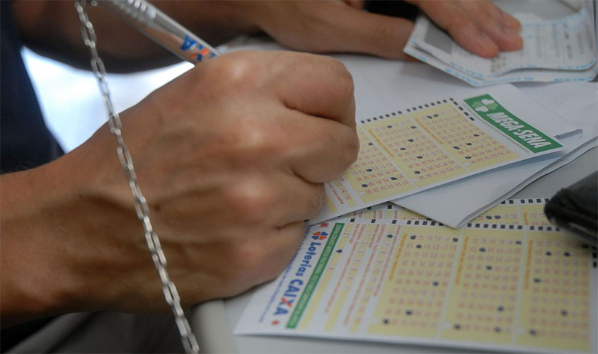 Lotofácil sorteia neste sábado prêmio especial de R$ 120 milhões