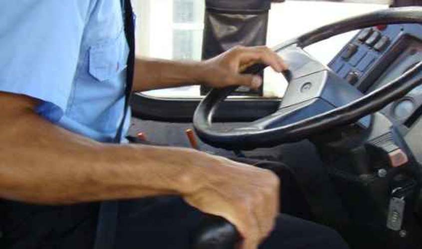 Motorista de ônibus receberá adicional por exposição a vibração