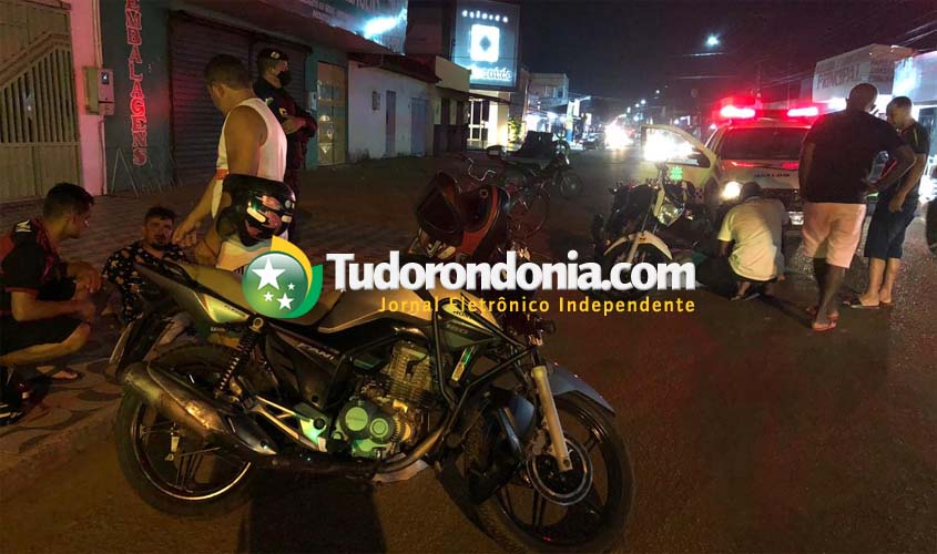 Colisão frontal entre motos deixa duas vítimas na zona leste