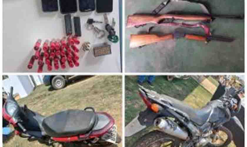 PM realiza buscas em assentamento atrás de foragido da justiça e acaba recuperando veículo furtado e apreendendo armas de fogo 