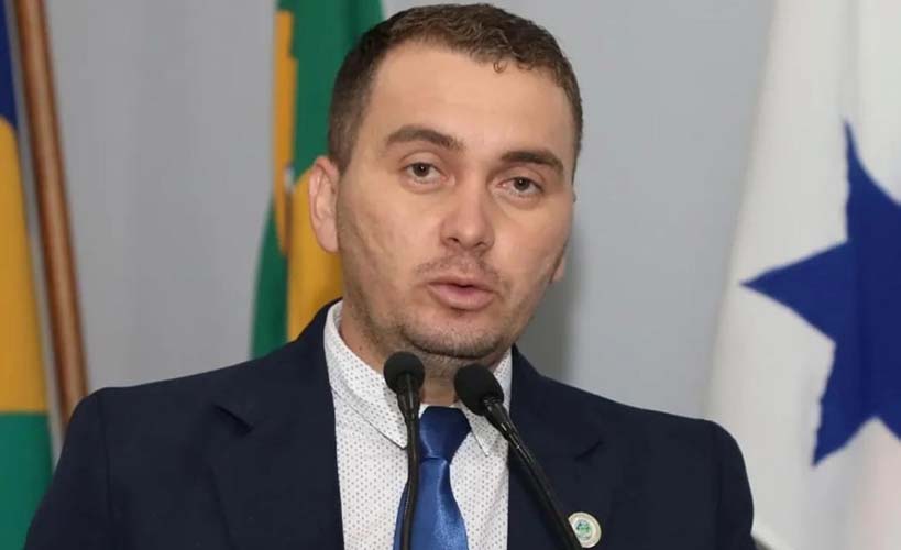 Evangélico e servidor público: saiba quem é o vereador acusado de se masturbar em público 