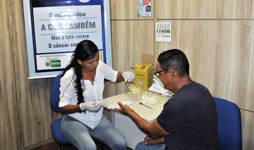 Servidores da educação contam com ações de conscientização e prevenção ao câncer de próstata