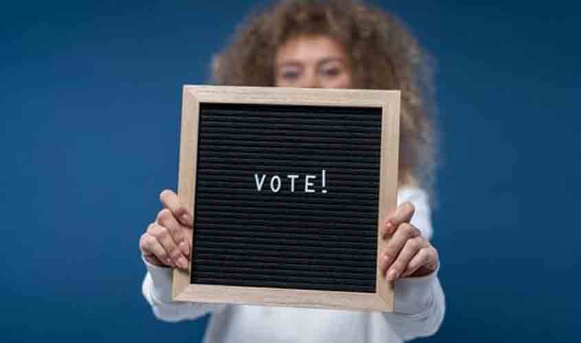 Mulheres recebem menos recursos para concorrer às eleições do que os homens