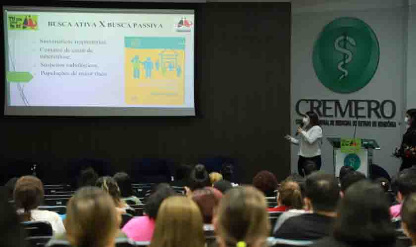 Profissionais de saúde de Porto Velho recebem capacitação em tuberculose