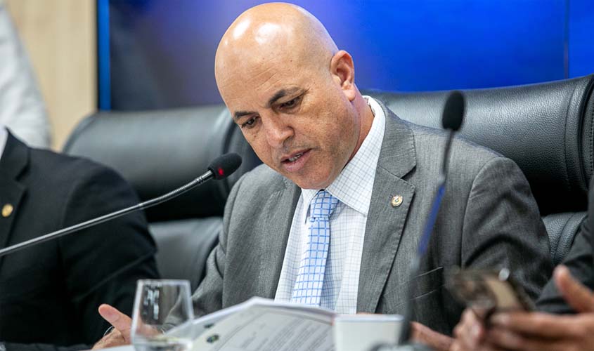 Ismael Crispin propõe lavanderias comunitárias em RO
