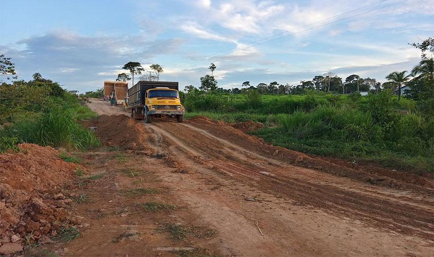 Semagric organiza mutirão para recuperação de estradas