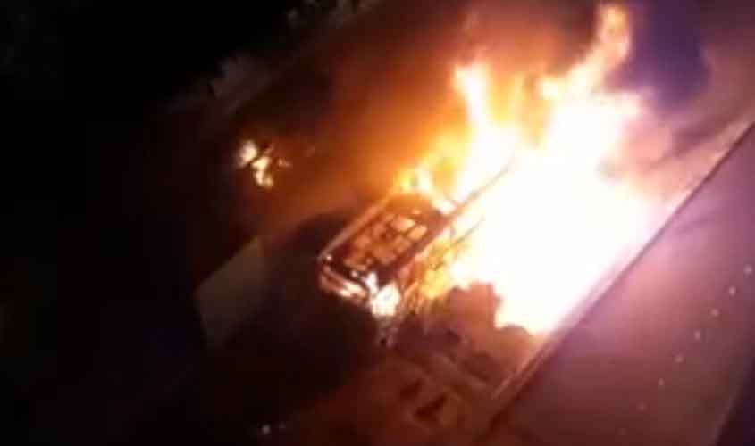 Torre de transmissão de energia é alvo de ataque na Grande Fortaleza