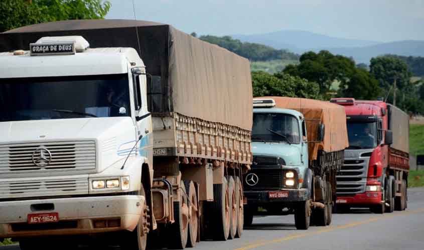 Lei prevê medidas mais duras contra roubo de cargas e contrabando