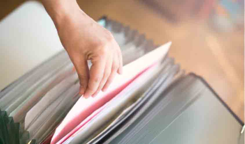 Reduzida indenização a empregado da Caixa investigado em processo disciplinar