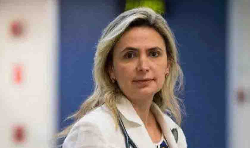 'Sistemas de saúde deverão entrar em colapso em uma semana', diz Ludhmila Hajjar