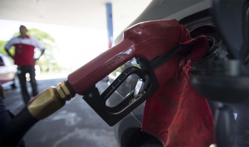 Cade instaura processo sobre conduta do mercado de combustíveis no DF