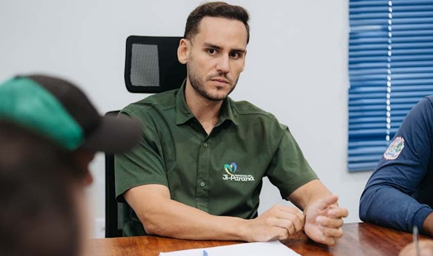 Prefeito Affonso Cândido avalia situação após chuvas