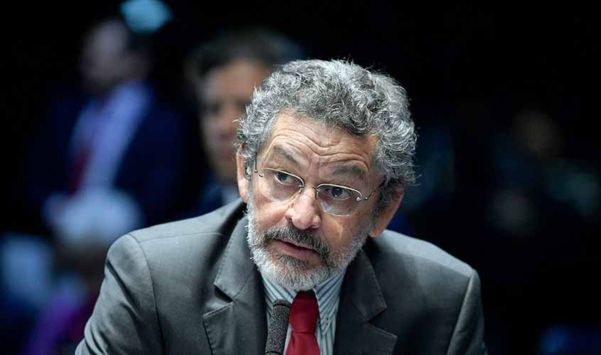 Senadores propõem que salário mínimo em 2019 seja de R$ 1.006, como estimou Congresso