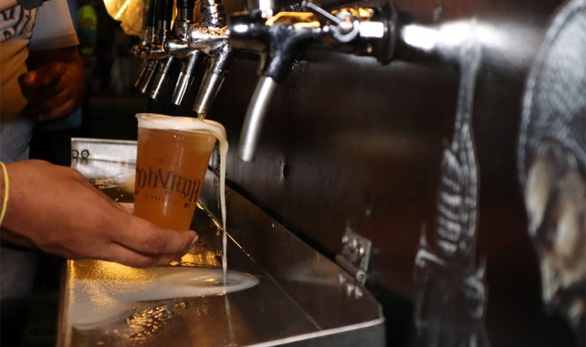 Louvada marca presença na Feirinha do Conjunto Santo Antônio em Porto Velho