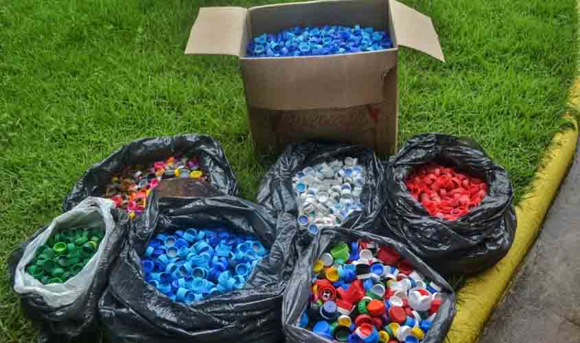 Prefeitura entrega material reciclável da campanha 