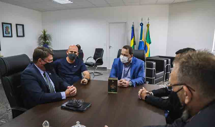 Presidente Alex Redano recebe secretários do Governo e reafirma apoio ao setor produtivo