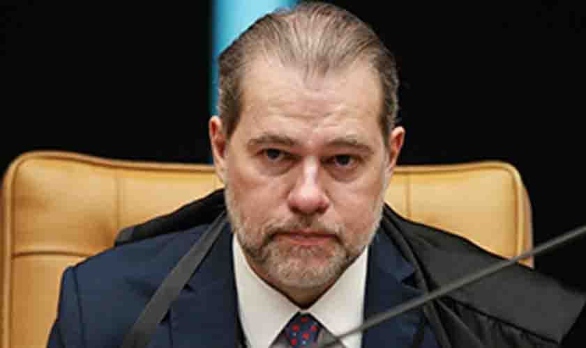 Toffoli suspende decisão que condenou jornalista a indenizar Luciano Hang por matéria publicada em 2018