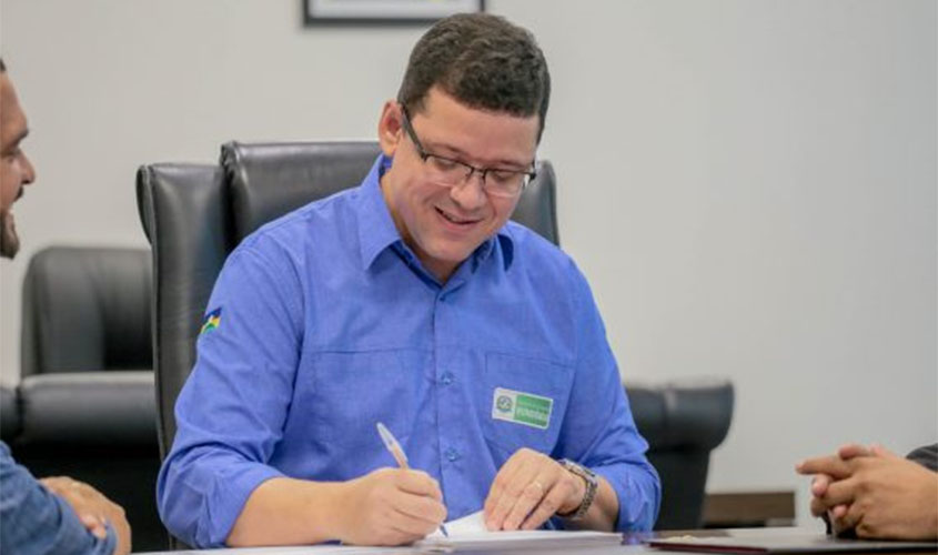 Assinada ordem de serviço para modernização do Complexo Esportivo João Saldanha