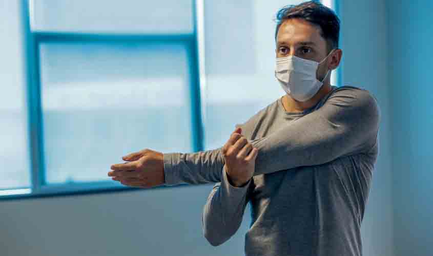 Prática de exercícios em casa é aliada para estabilizar a saúde mental e melhorar a qualidade de vida