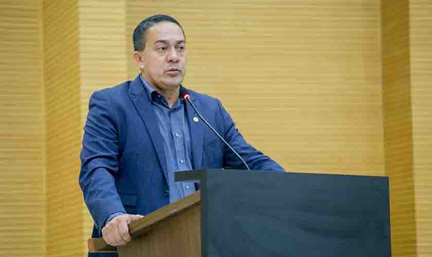 Agora é lei: Pagamento de cartórios com cartão de débito