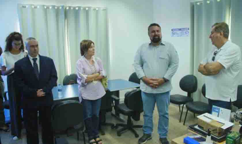 Comissão espanhola conhece processamento do pescado em frigorífico no município de Itapuã do Oeste