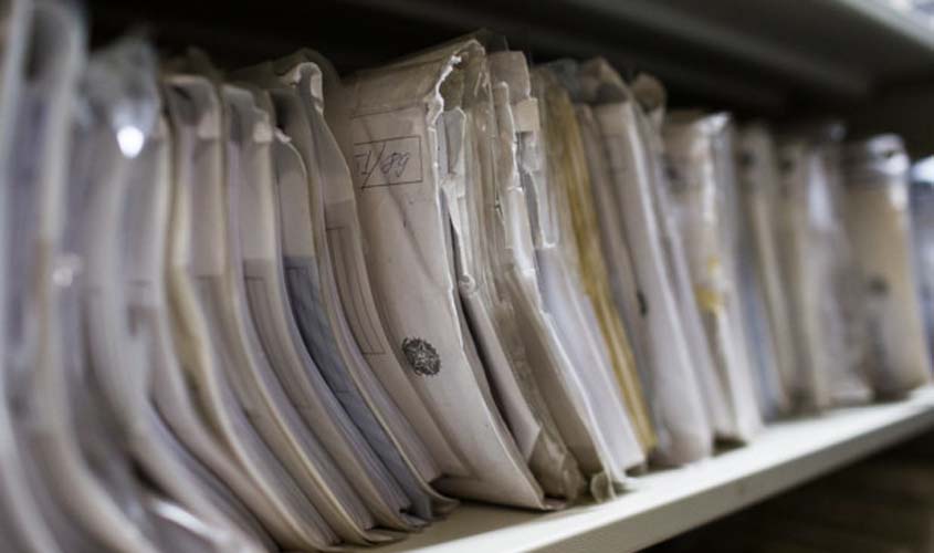 CNJ mantém disponibilidade de juiz afastado por negligência de deveres