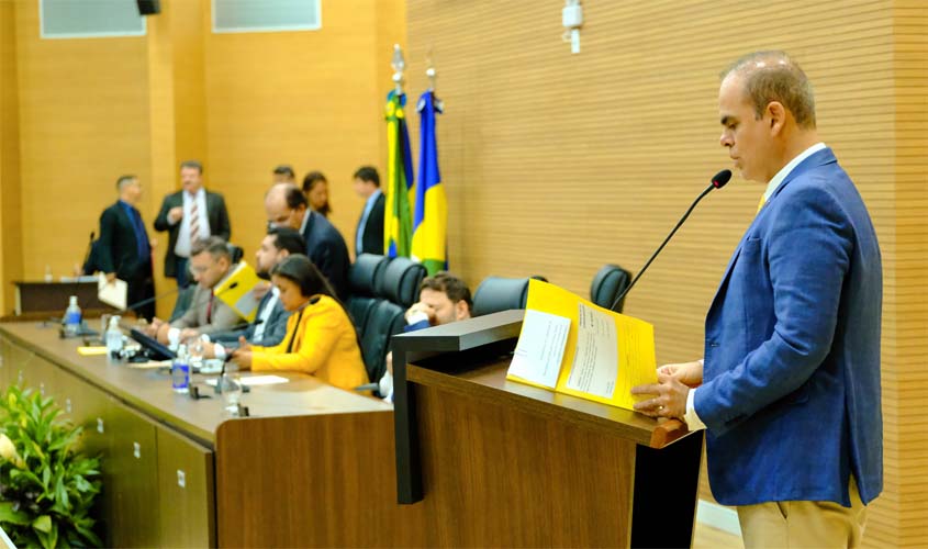 Alan Queiroz explica projeto que dá proteção policial a alunos e aos trabalhadores em educação