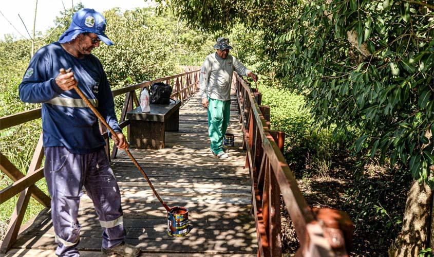 Pintura de passarela do Parque Ecológico termina nesta semana