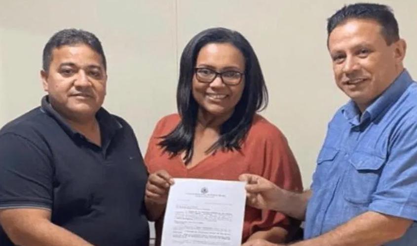 Vereador irresponsável pressiona por liberação de cultos evangélicos na pandemia