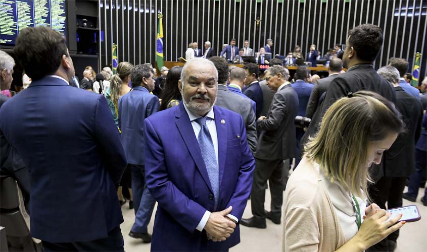 Samuel Araújo critica dispositivo que compromete ações sociais realizadas pelo Sesc e Senac