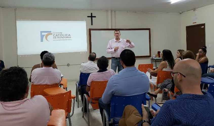 Reitor da Faculdade Católica anuncia o projeto do novo campus