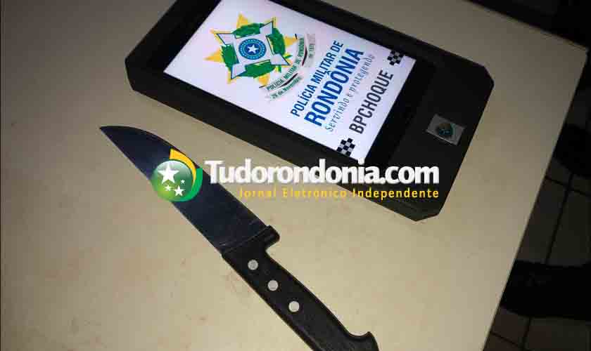 Homem é preso após agredir e roubar vítimas usando faca na capital