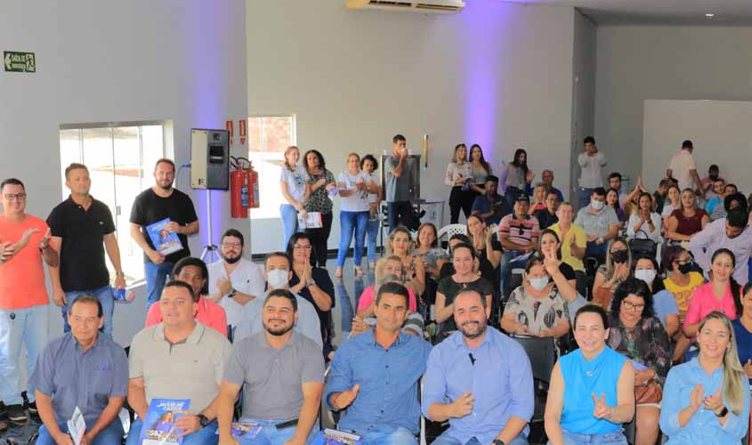 Jaqueline Cassol se reúne com prefeito e secretários municipais e presta contas de recursos para o município