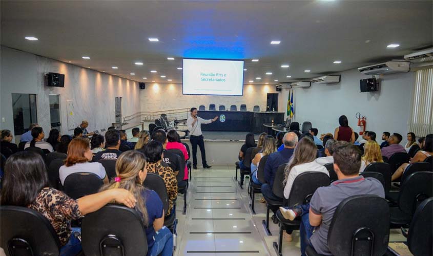 Servidores passam por atualização do e-Social