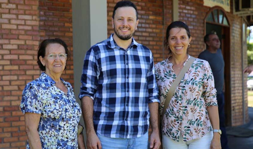 Segunda mulher a pisar em solo vilhenense, visita cidade e relembra momentos iniciais do município