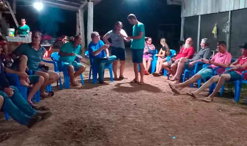 Importância do associativismo no fortalecimento da agricultura familiar é destacada em reunião