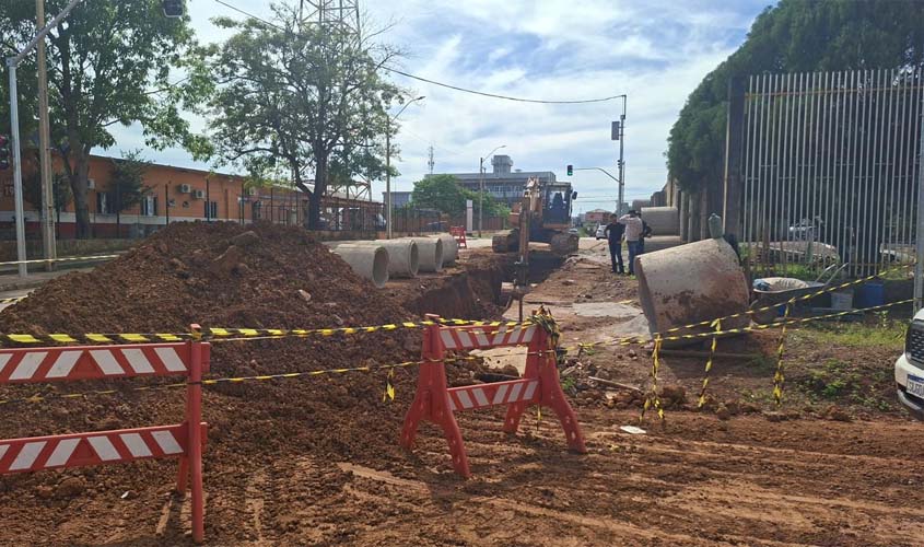 Drenagem da Pinheiro Machado entra na reta final