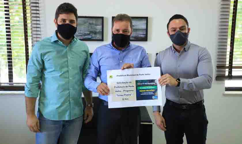 Prefeitura de Porto Velho faz adesão ao Programa “Tchau, Poeira” do governo do Estado