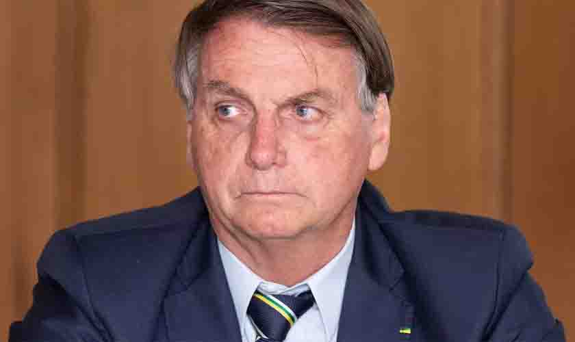 PF abre inquérito para investigar Bolsonaro no escândalo da Covaxin
