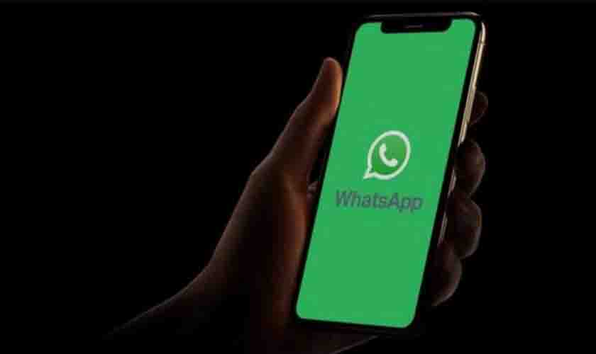 Mulher de 64 anos cai em golpe aplicado através do WhatsApp e paga aluguel para estelionatário