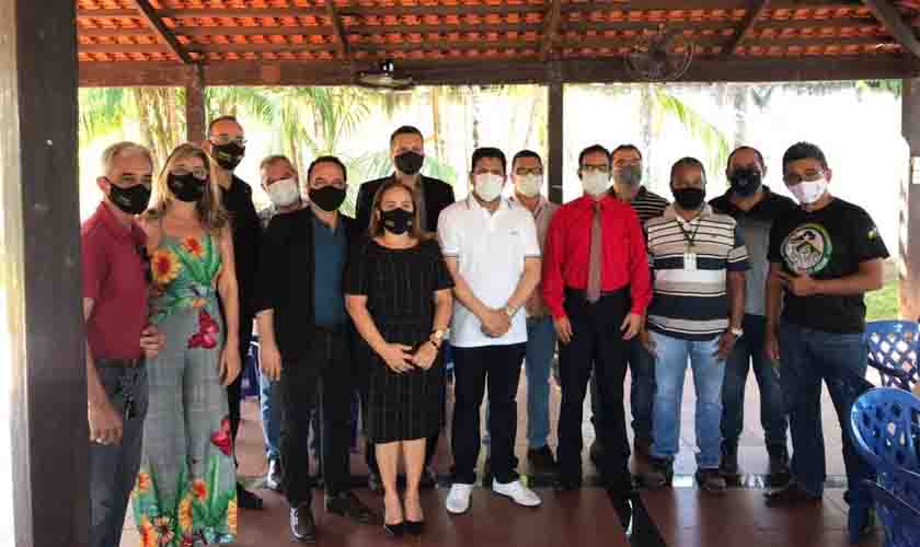 Conselhos de classe profissional agradecem a Deputado Jair Montes pela PEC N º18