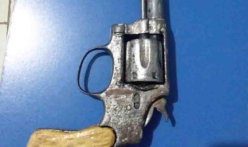 Policiais Militares apreende arma de fogo ilegal durante patrulhamento