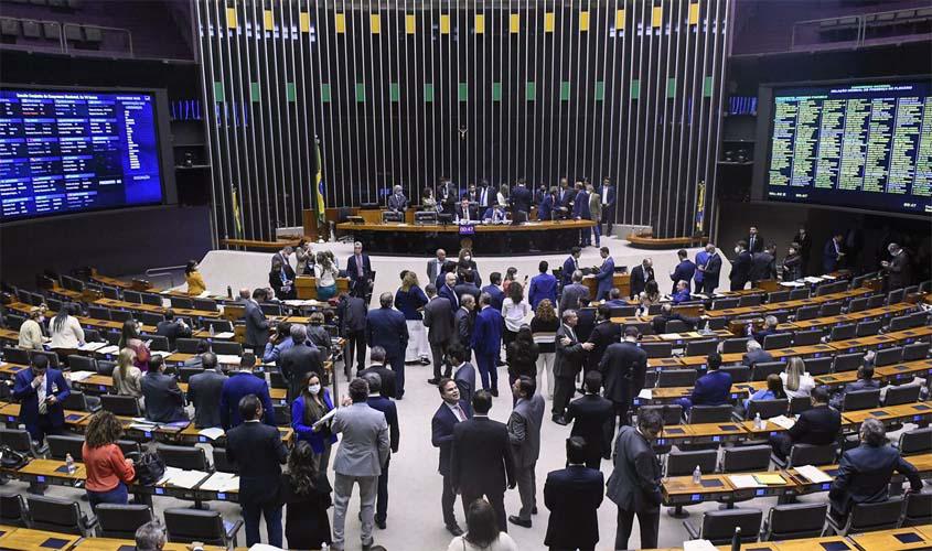 Congresso aprova texto-base da LDO 2023