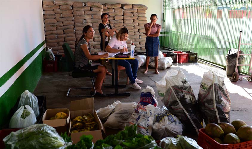 Semagri recebe 34 toneladas de calcário para a agricultura familiar