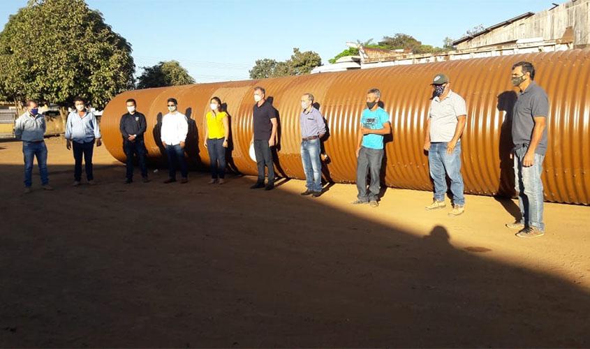 Tubos armco destinados pelo deputado Luizinho Goebel são entregues à Prefeitura