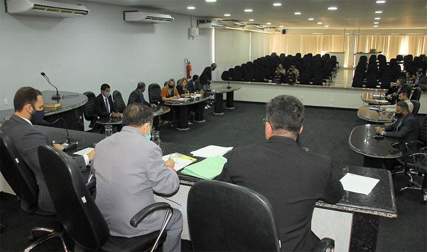 Plenário aprova cinco PLs na 16ª sessão ordinária